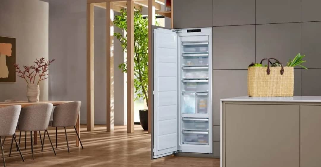 Cena zamrażarki: jak wybrać opłacalny model i nie przepłacić?